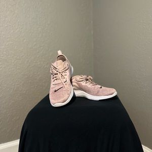Pink Nike shoes🏃‍♀️